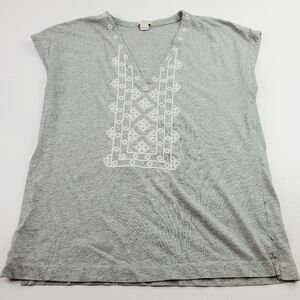 J. Crew Eyelet Embroidered Short Sleeves T-Shirt Sizer‎ Small Gray Color V-neck